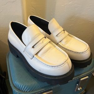 Vagabond Cream Platform Loafers 39